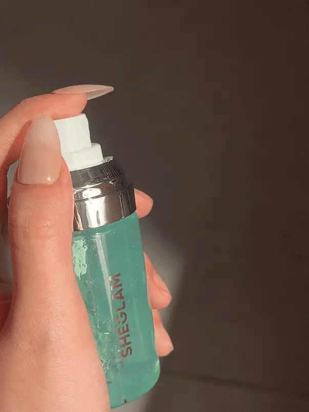 SHEGLAM Good grip hydrating prime & set setting spray
