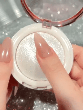 SHEGLAM glowchy bouncy squishy highlighter