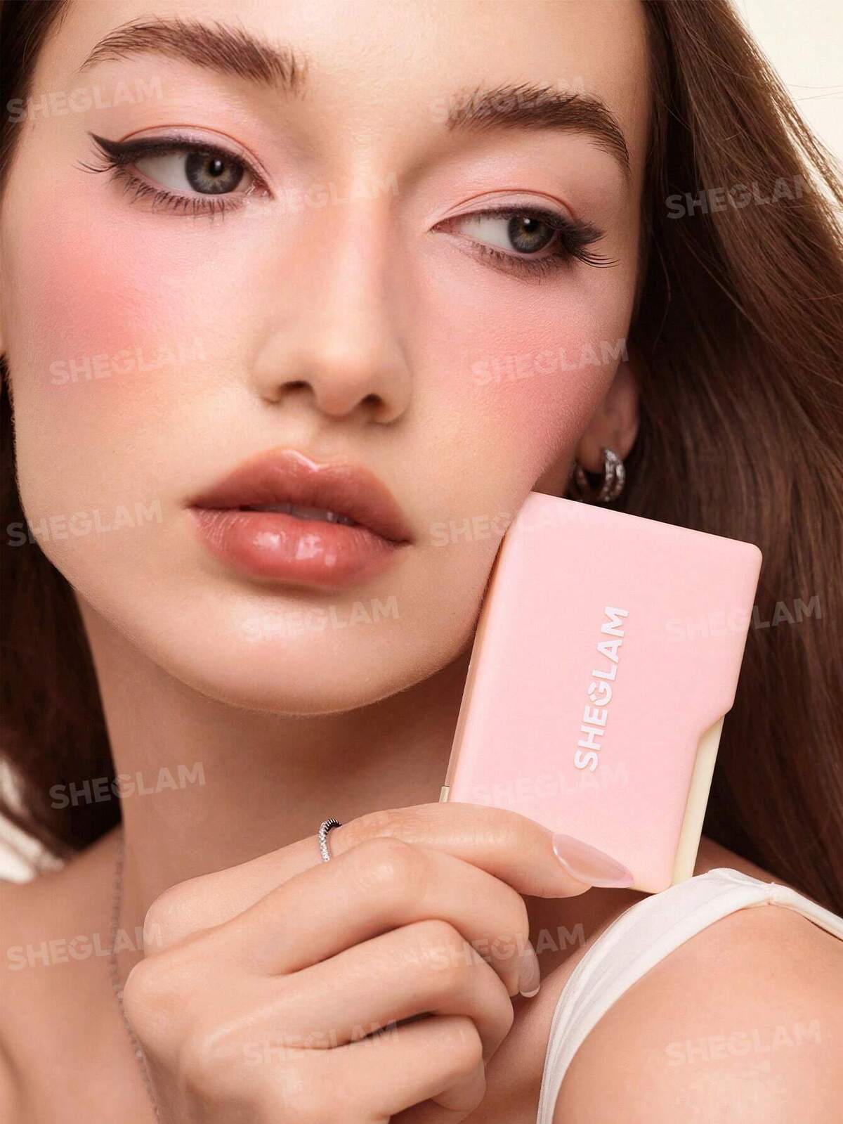 SHEGLAM dream touch blush - powder blush